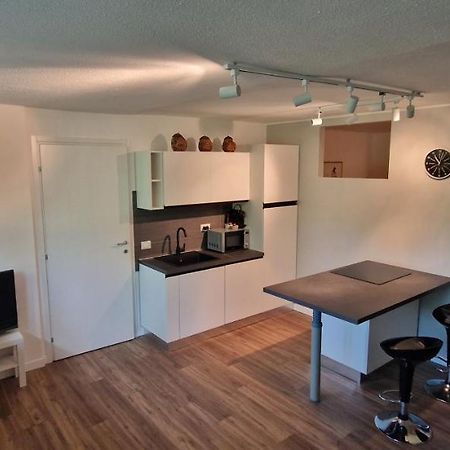 Lake House - Milano 3 Lägenhet Basiglio Exteriör bild