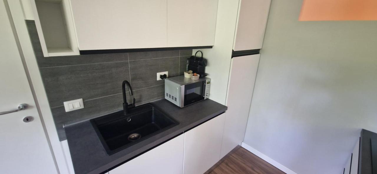 Lake House - Milano 3 Lägenhet Basiglio Exteriör bild